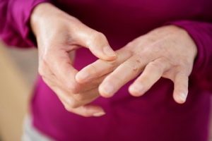 Essential oils for rheumatoid arthritis